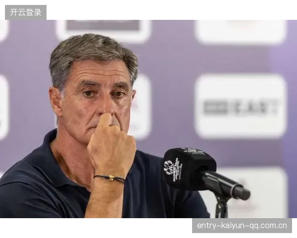 皇马战术争论:教练决策受名宿批评 皇马战术争论:教练决策受名宿批评